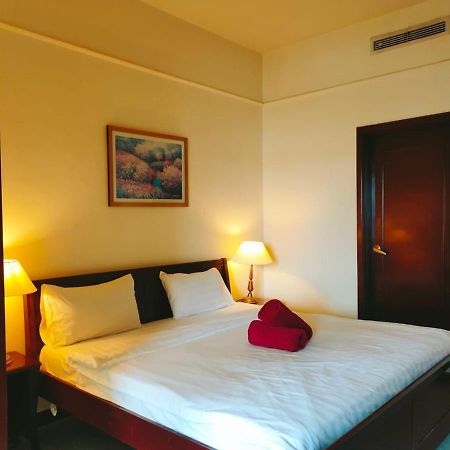 Luxhouz Suites At Times Square Куала-Лумпур Екстер'єр фото