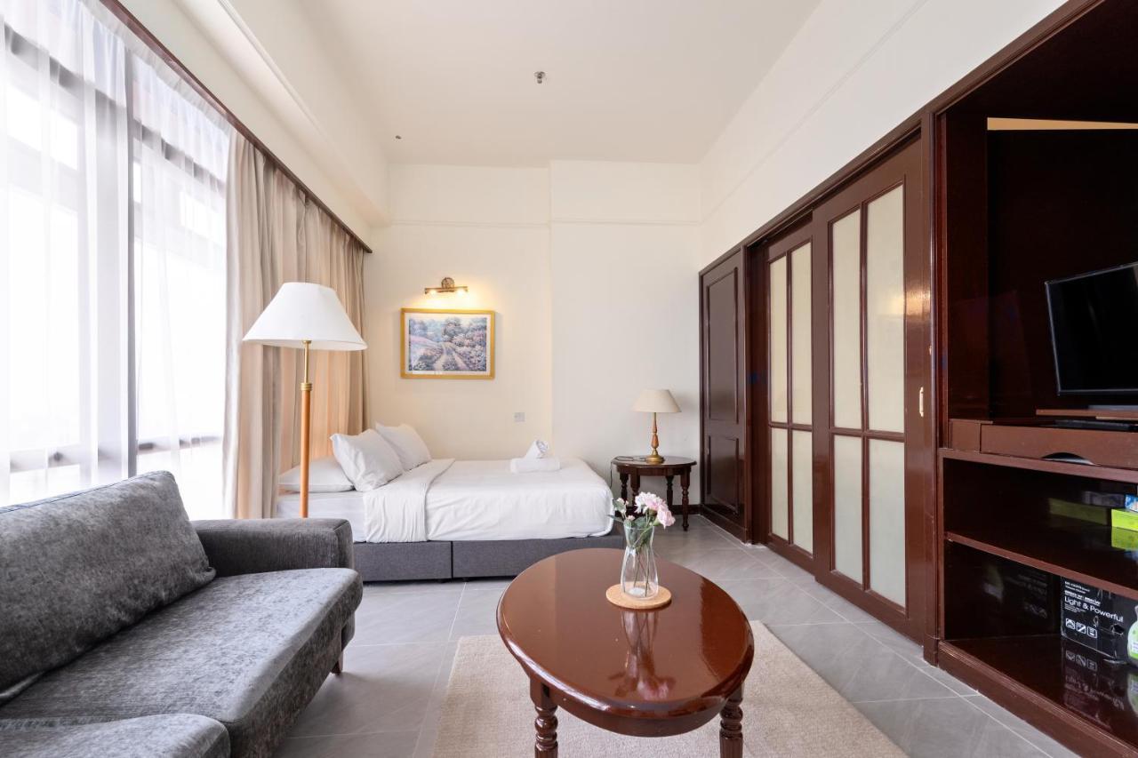 Luxhouz Suites At Times Square Куала-Лумпур Екстер'єр фото