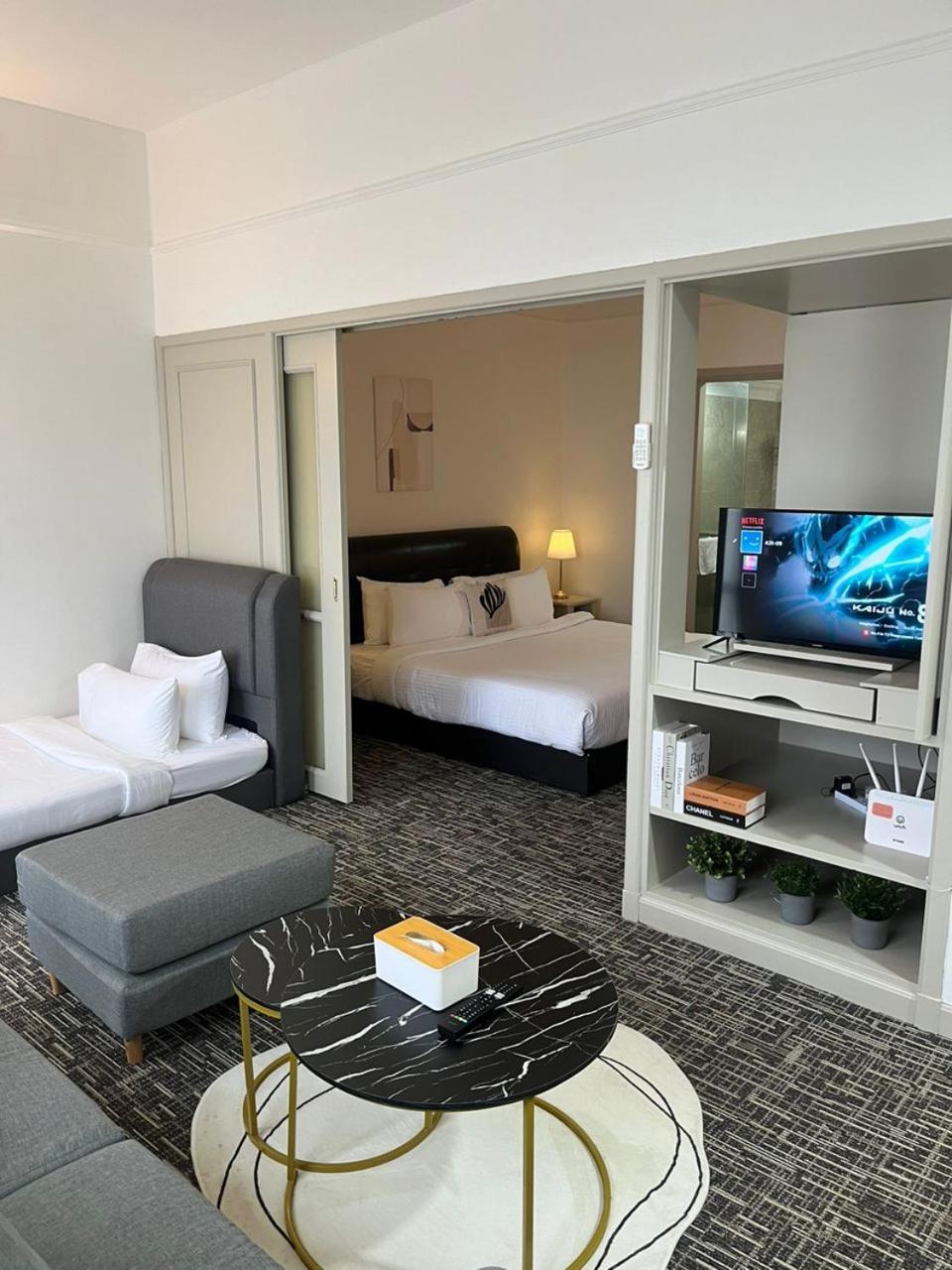 Luxhouz Suites At Times Square Куала-Лумпур Екстер'єр фото