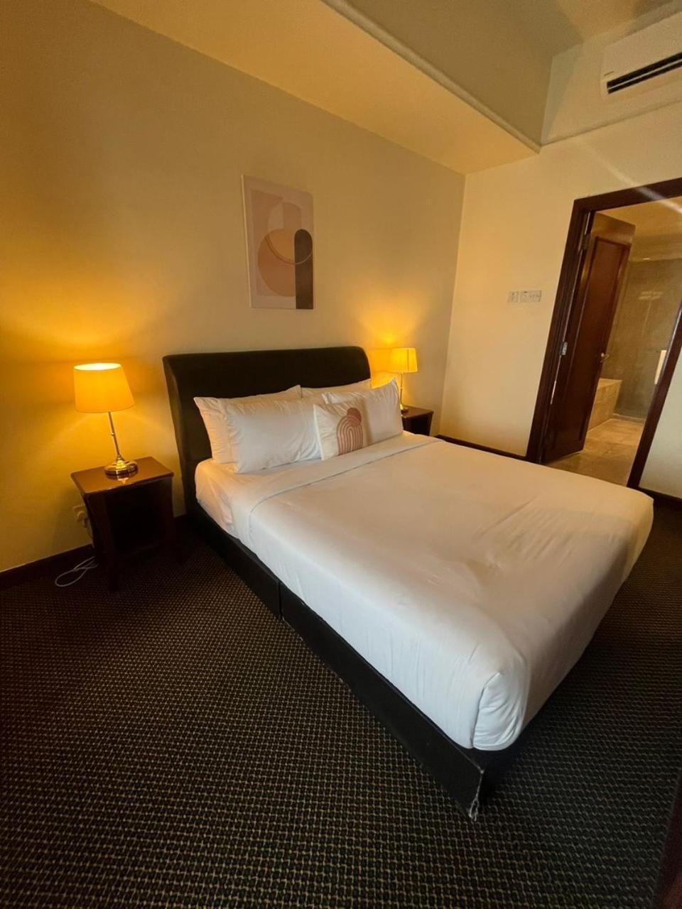 Luxhouz Suites At Times Square Куала-Лумпур Екстер'єр фото