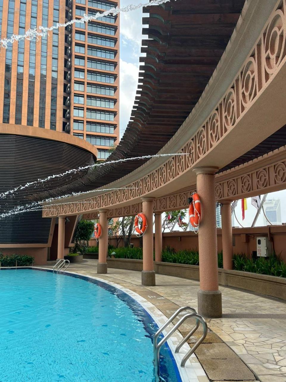 Luxhouz Suites At Times Square Куала-Лумпур Екстер'єр фото